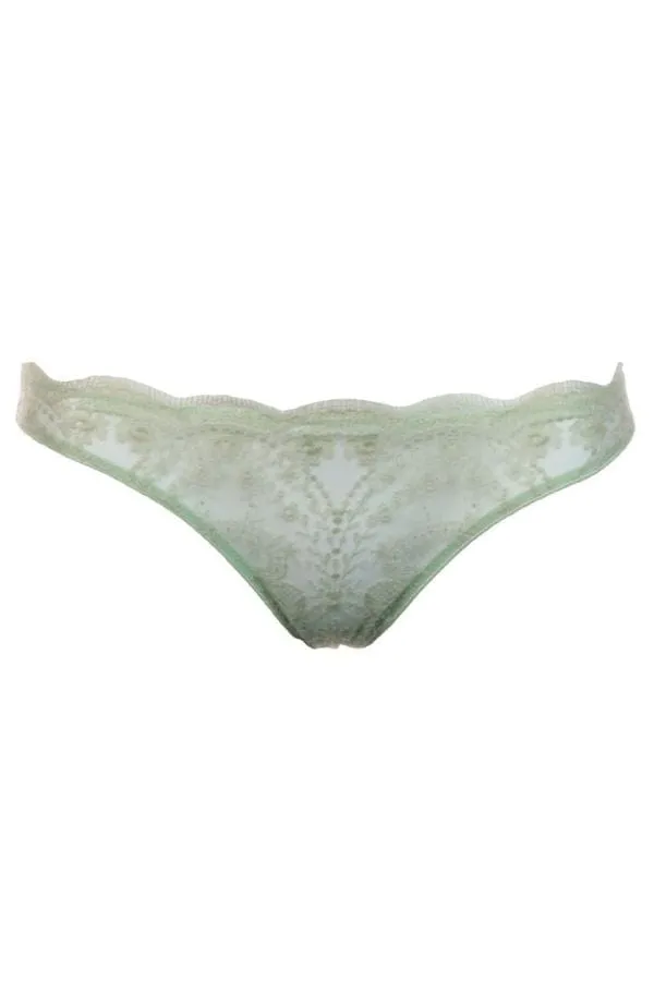 À La Rose Brazilian Brief