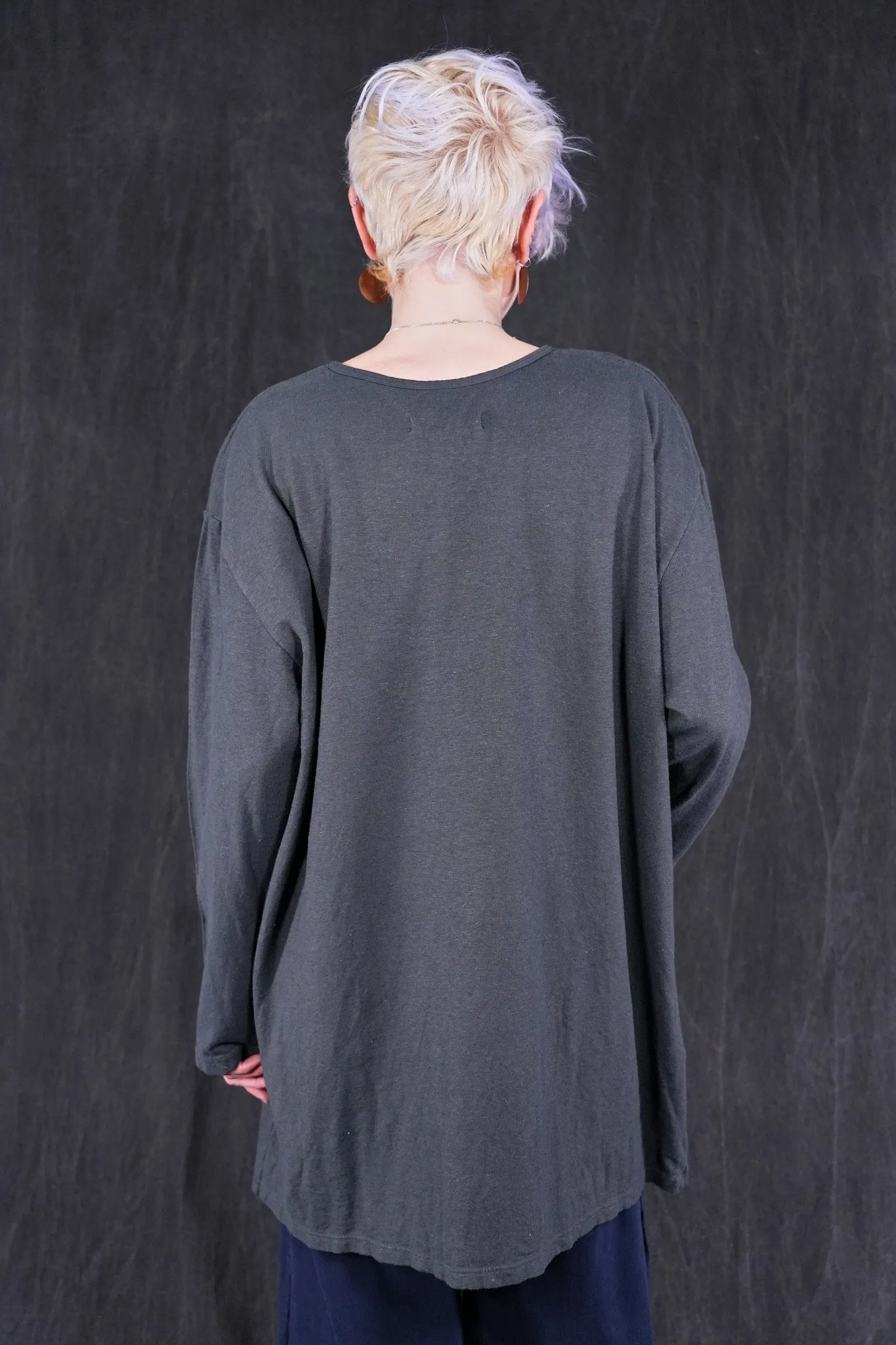 1157 Long Sleeve Studio Tee Atlas