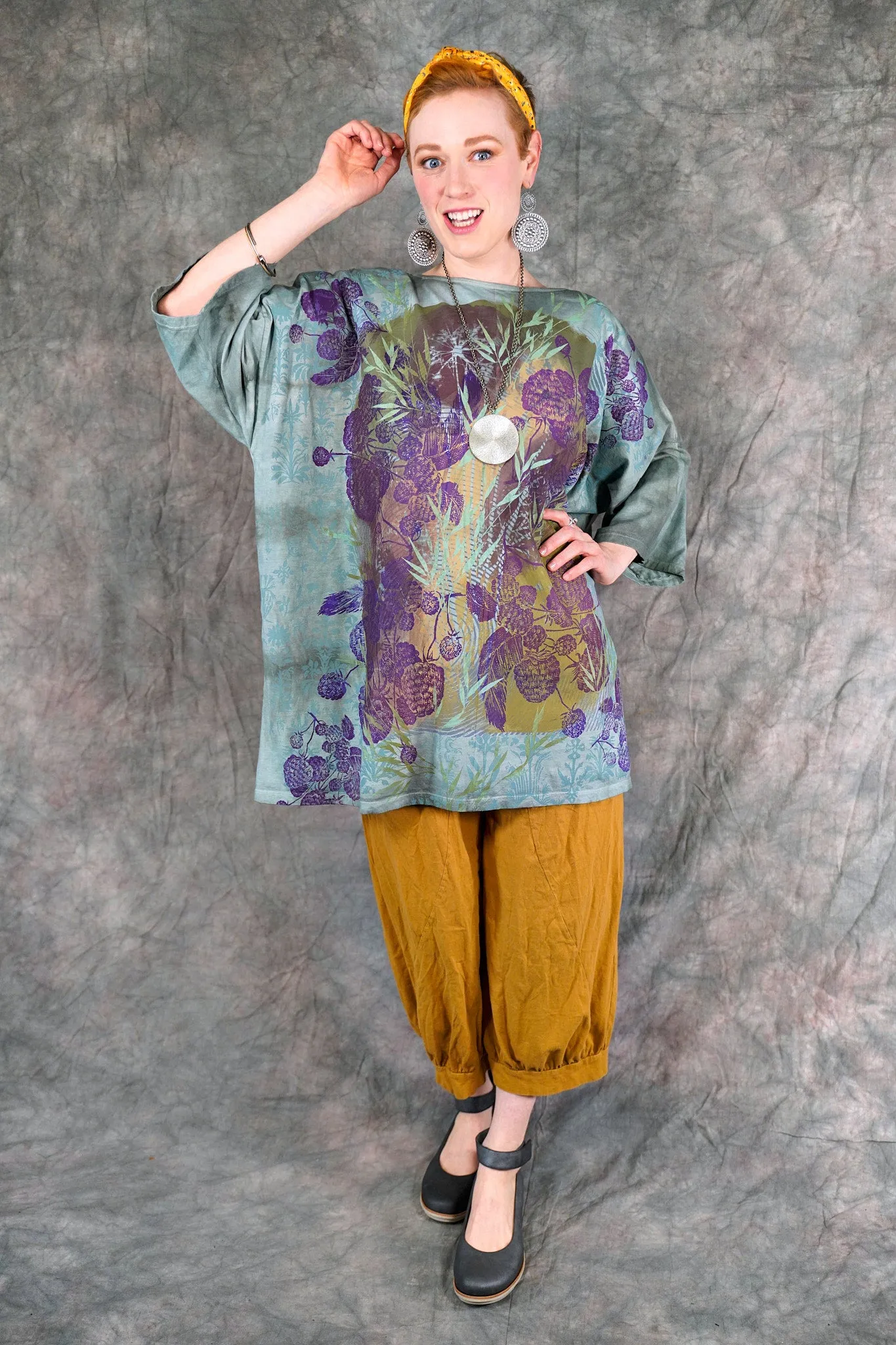 1236HD Line Tee Vintage Celadon Windows-P