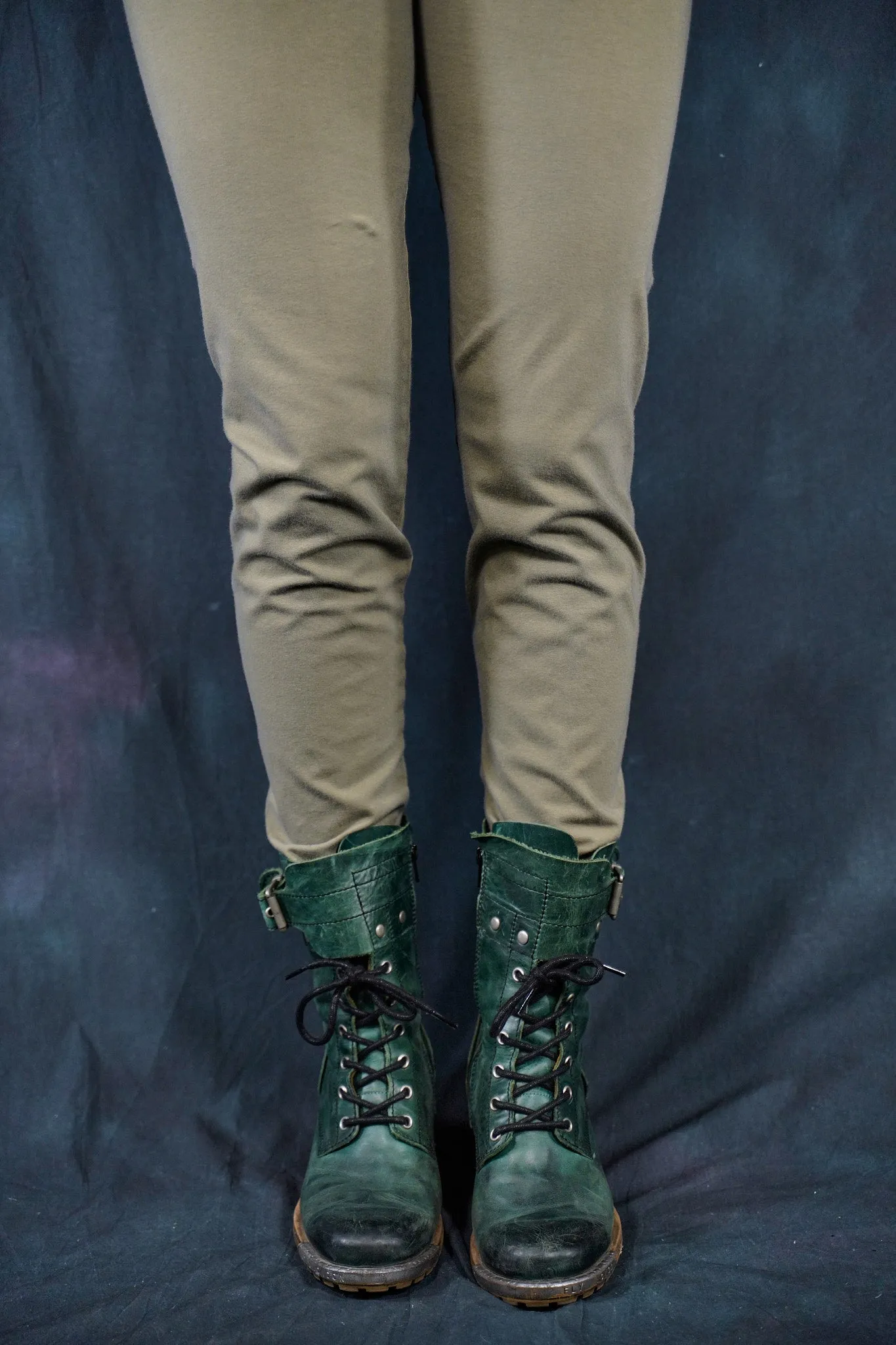 3136 Heavyweight Legging Sage-U