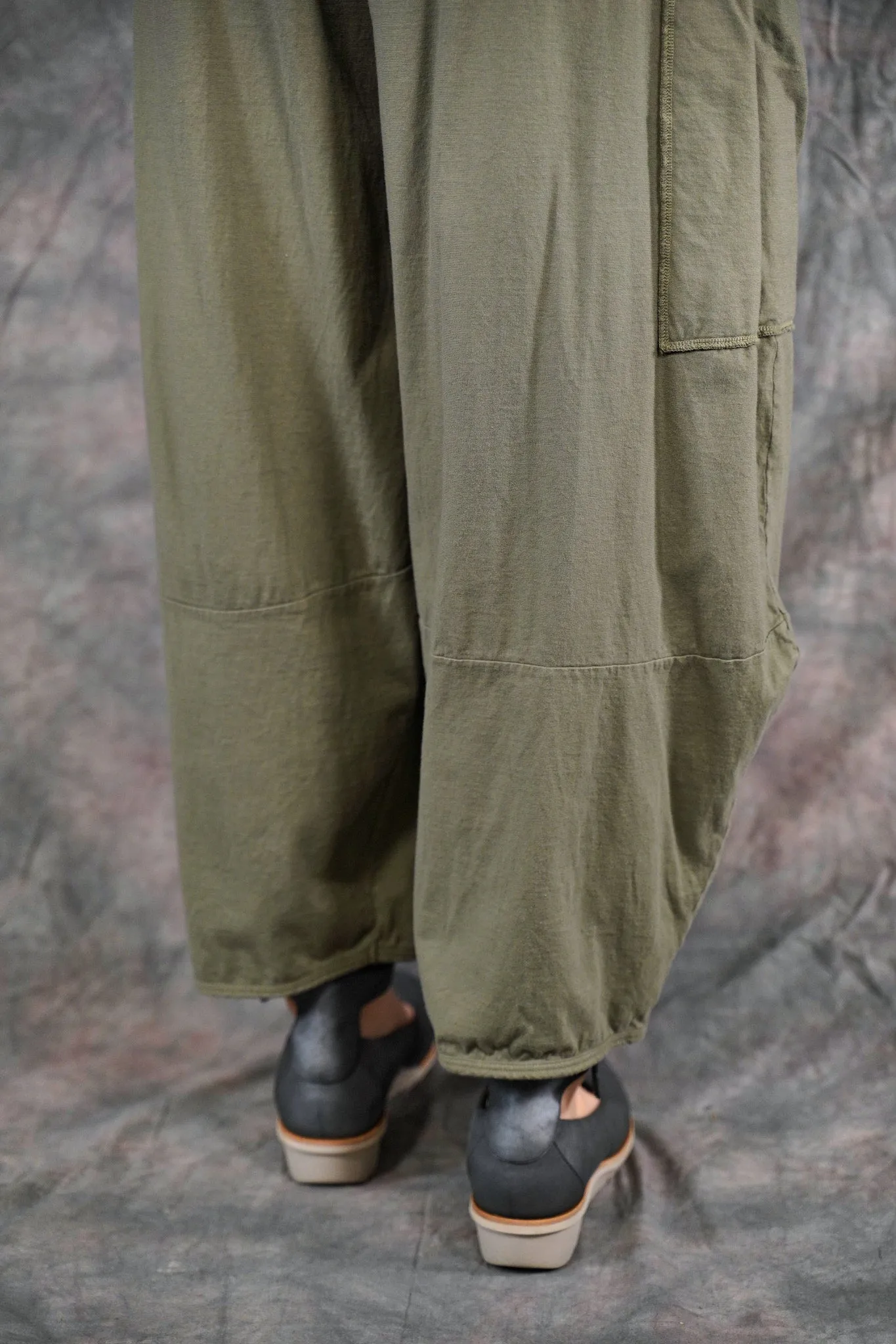 3325 Garden Pocket Pant Caper-U