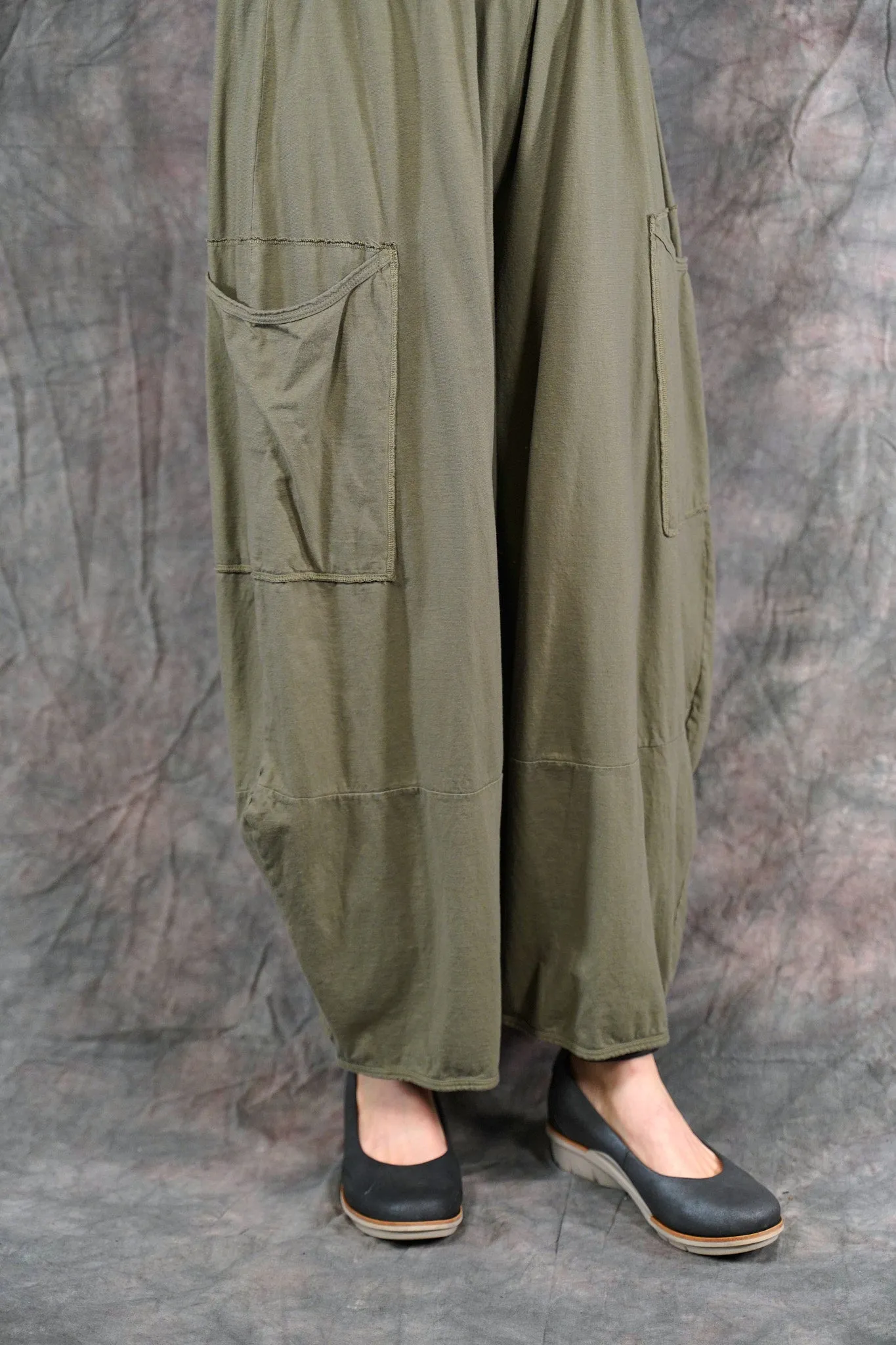 3325 Garden Pocket Pant Caper-U