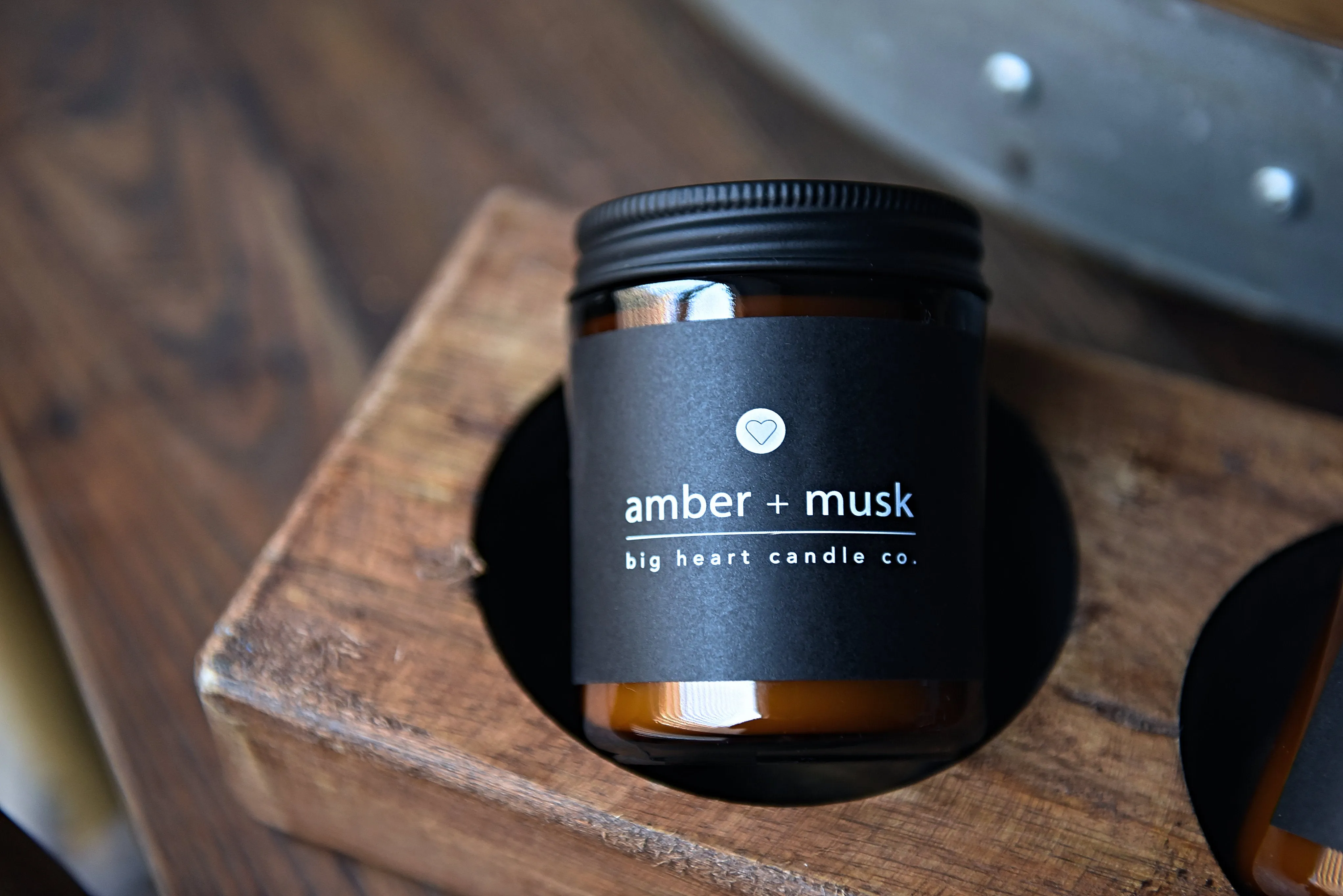 amber   musk