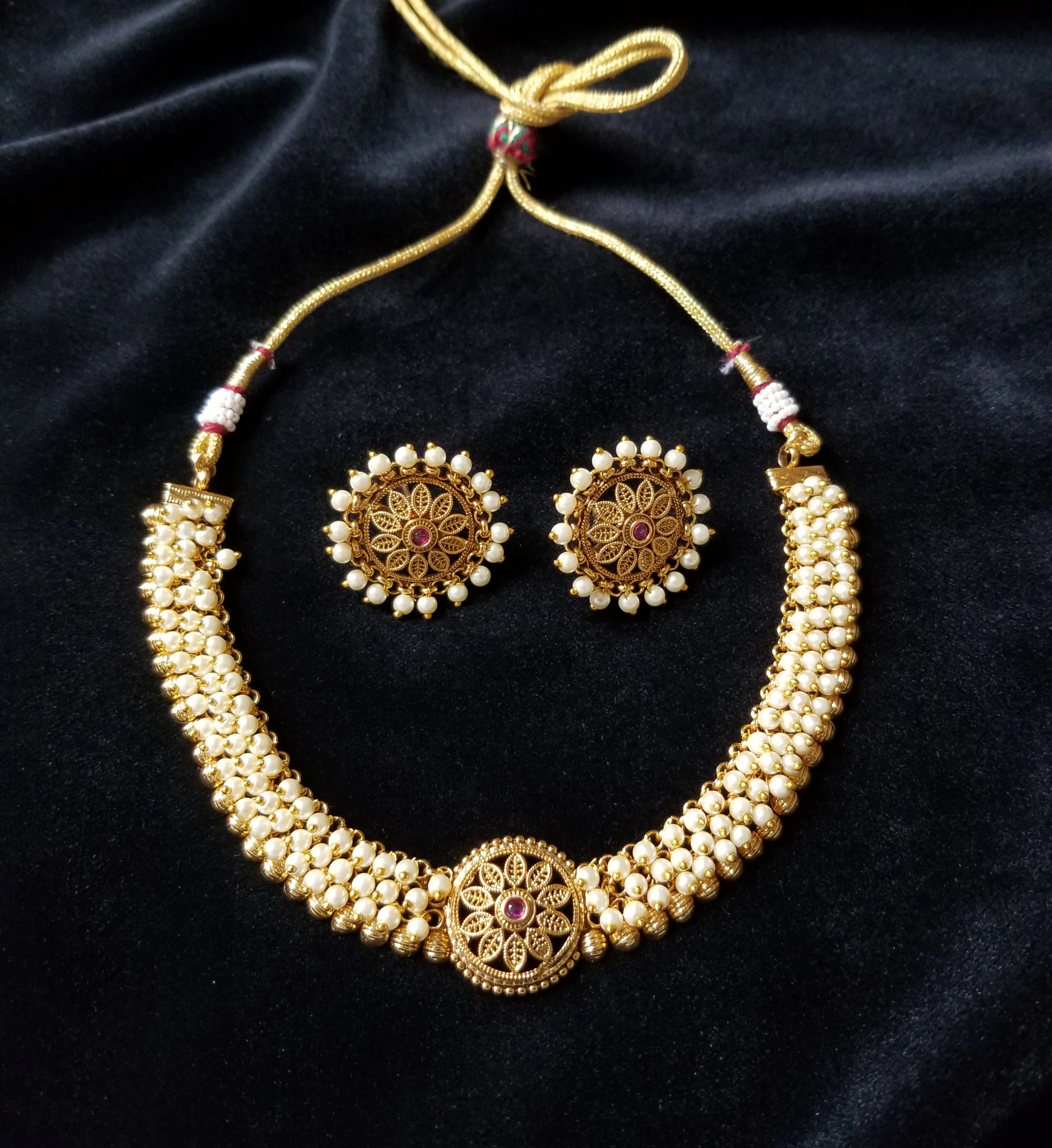 Antique Choker Necklace With Gold Plating
