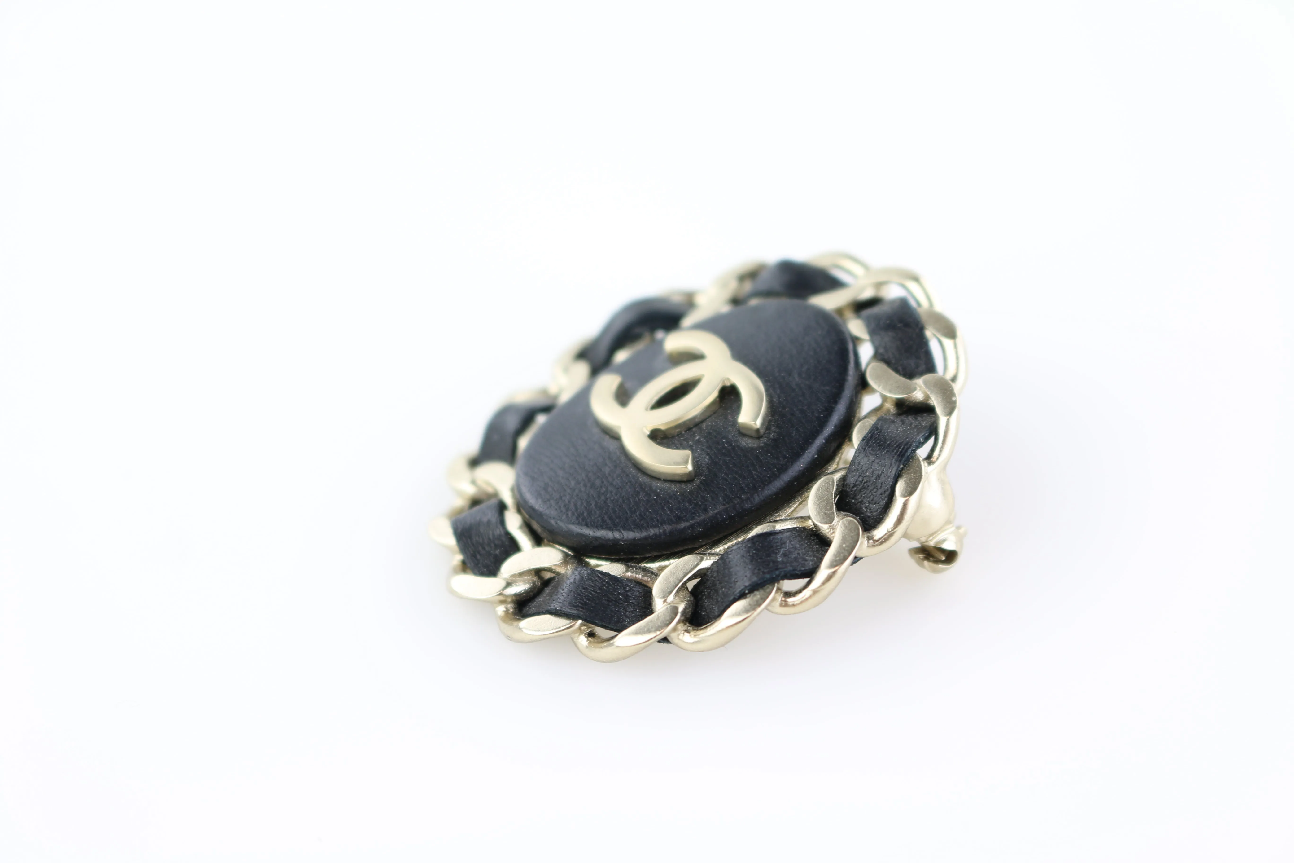Brushed Gold/Leather Brooch