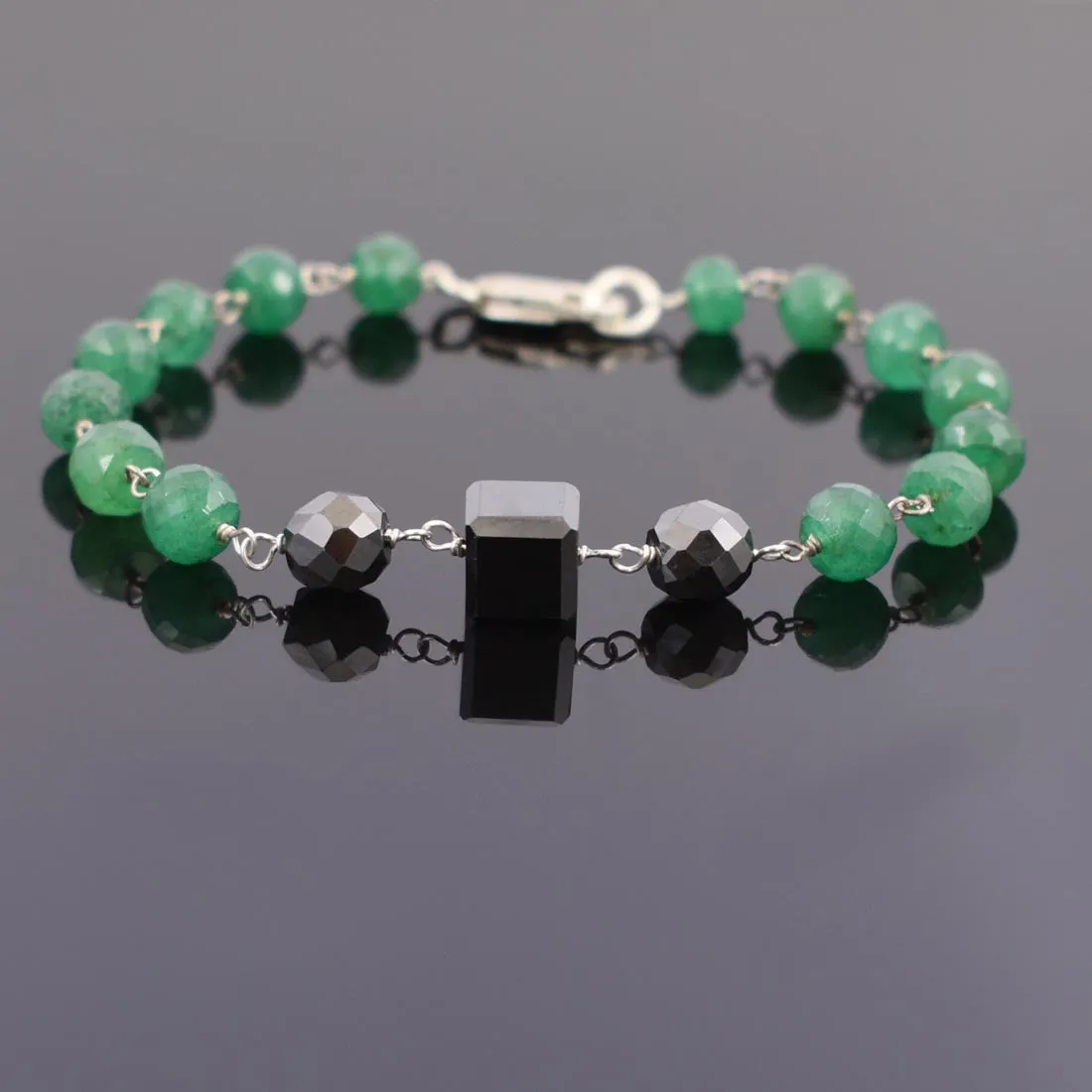 Certified 34 Cts Black Diamond With Emerald Beads Silver Chain Bracelet. Great Style & Luster
