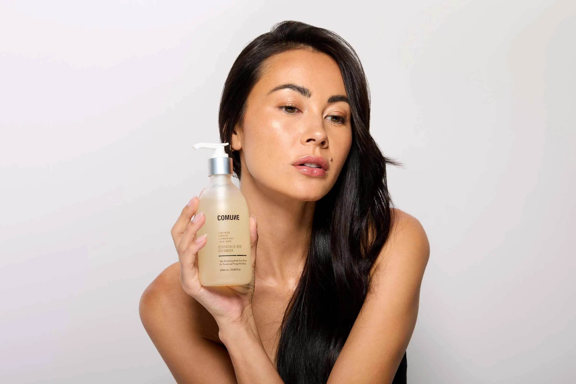 COMUNE ESSENTIALS FACE CLEANSER