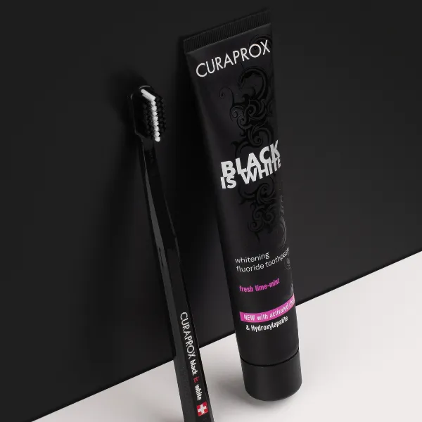 Curaprox Black is White