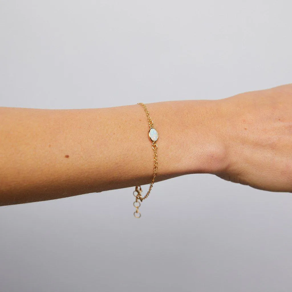 Gemstone Bracelet in Opal