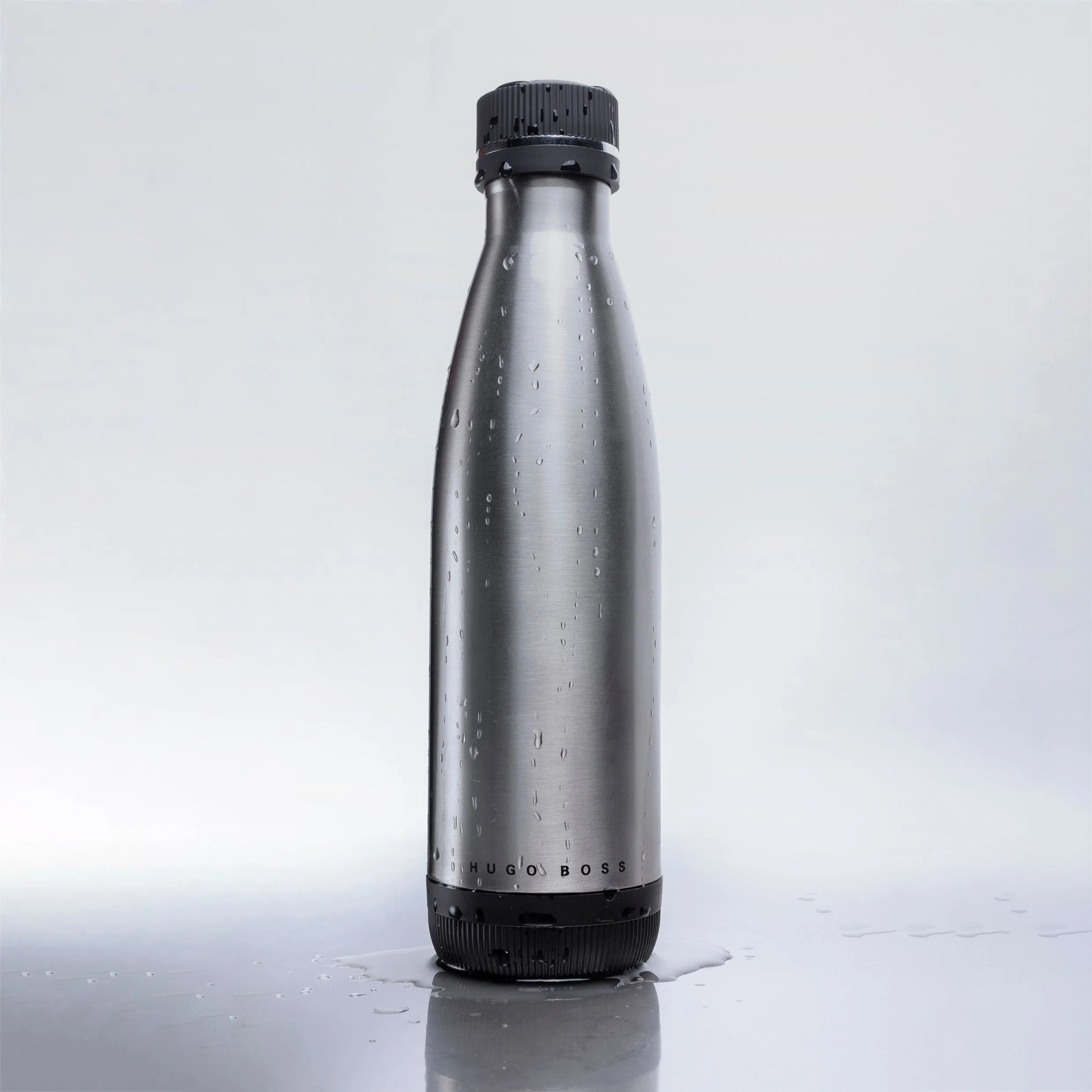HUGO BOSS HAI107B-Isothermal flask Gear Matrix Silver