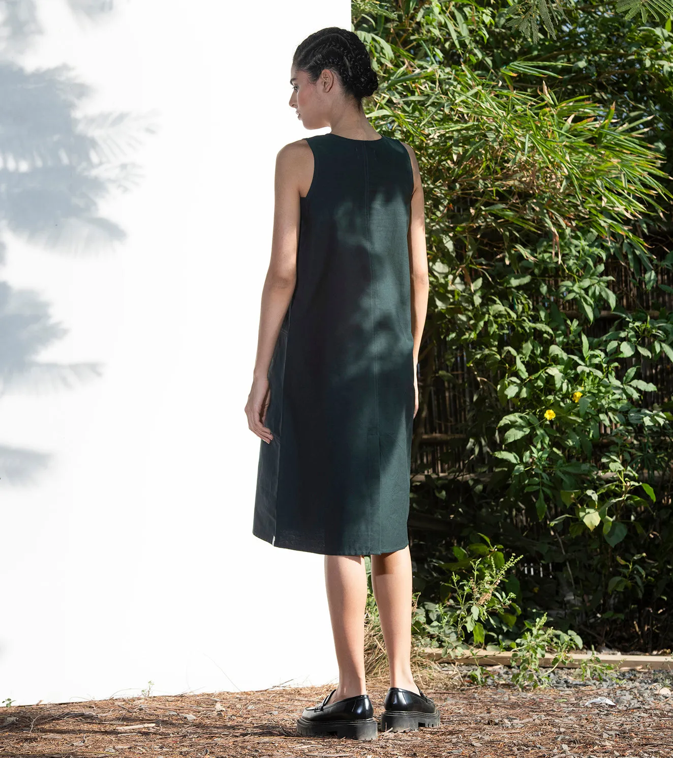Khara Kapas Avenue Of Oak V-Neck Dress