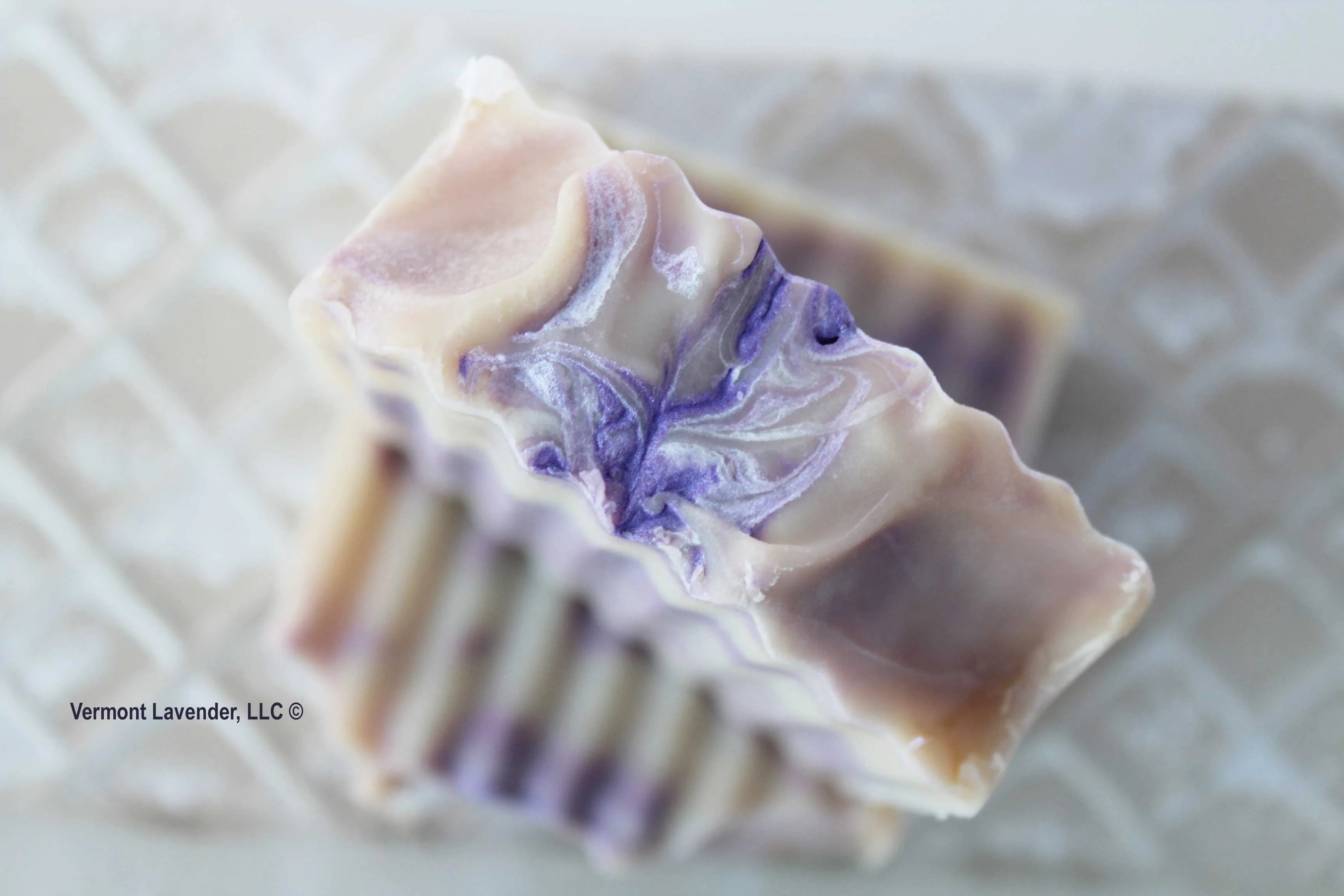 Lavender Vanilla Soap | Purple Swirls | Pearl Cream Design