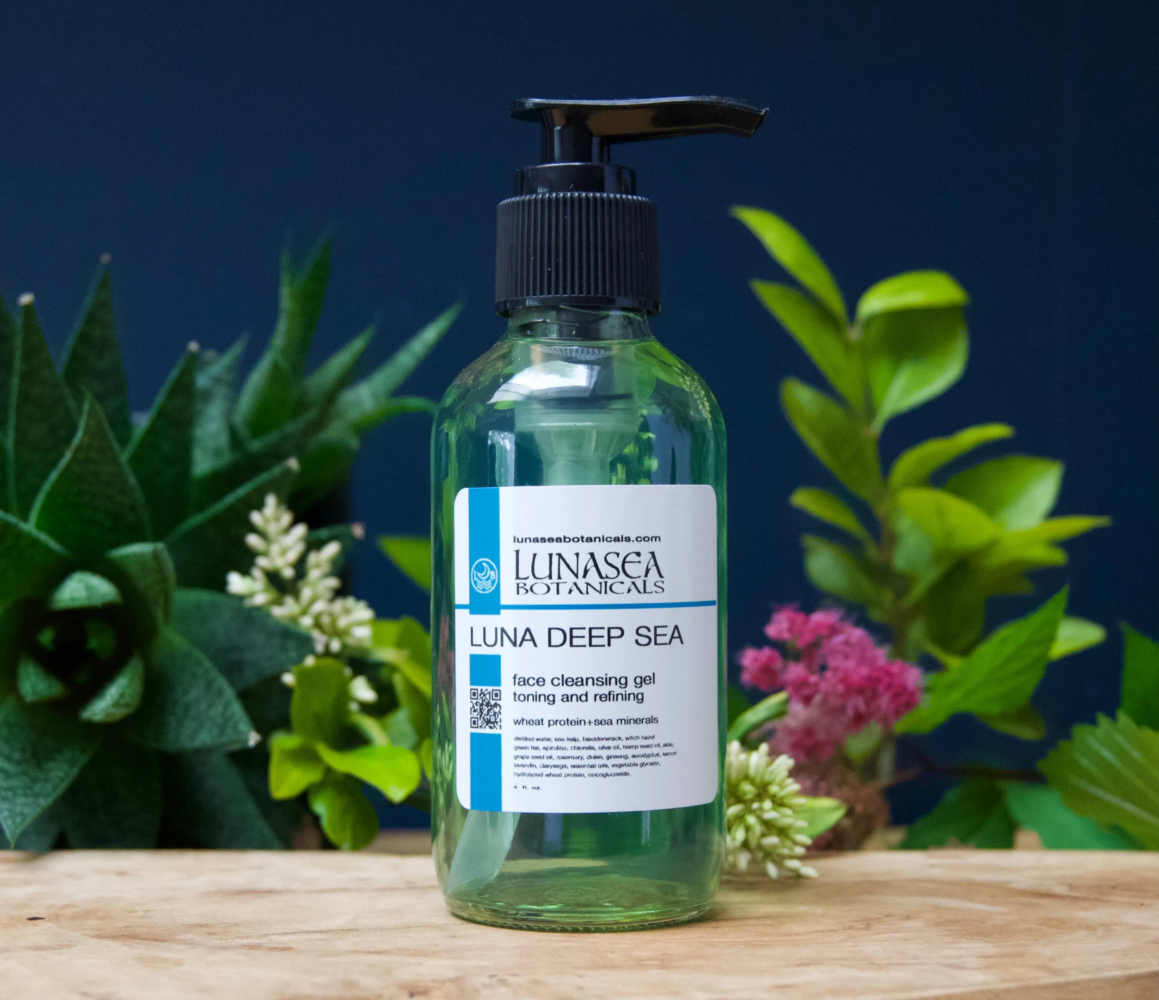 Luna Deep Sea Gel Face Cleanser