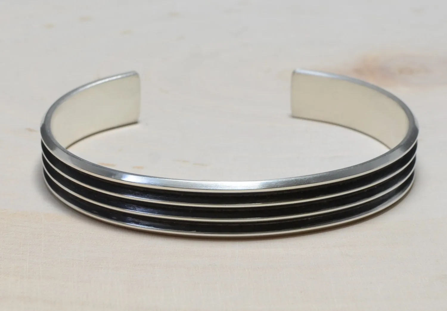 Mens Grooved Sterling Silver Cuff Bracelet served up extra Groovy