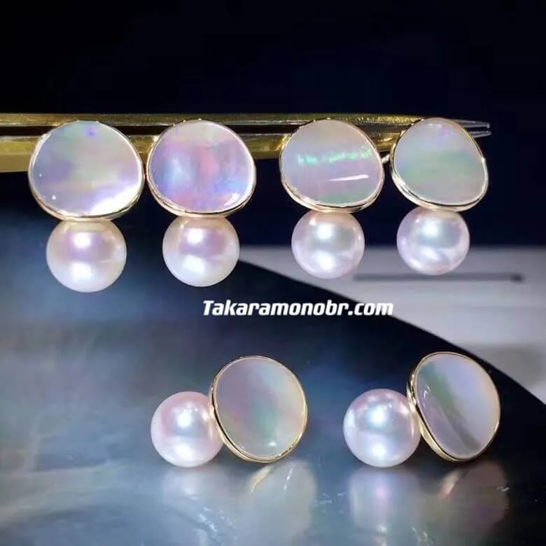 Mother-of-Pearl Akoya Earrings, 7.5-8.0 mm