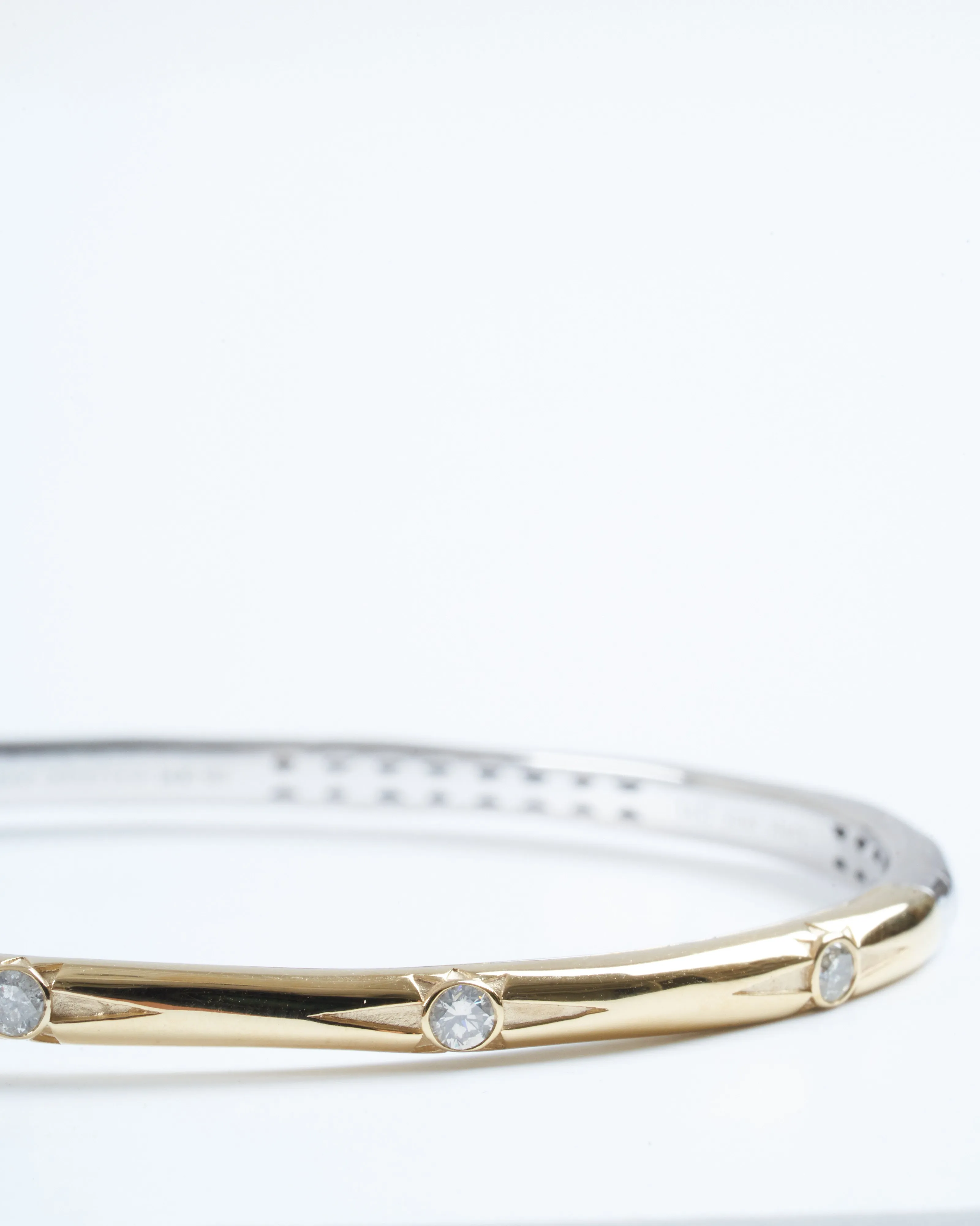 narrow two-toned starburst diamond bangle - gold/silver