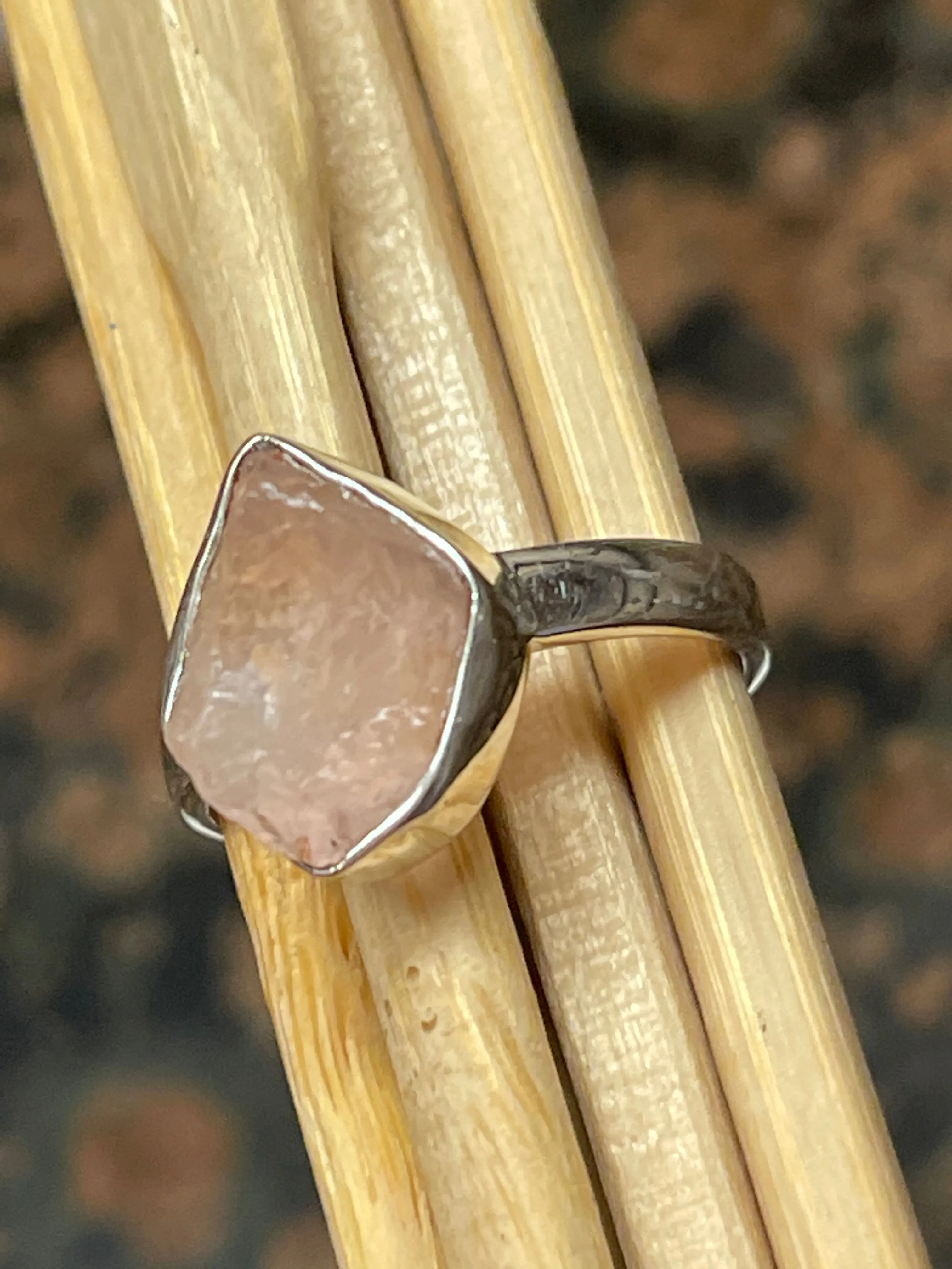 Natural Raw Pink Rose Quartz 925 Soild Sterling Silver Ring Size 9