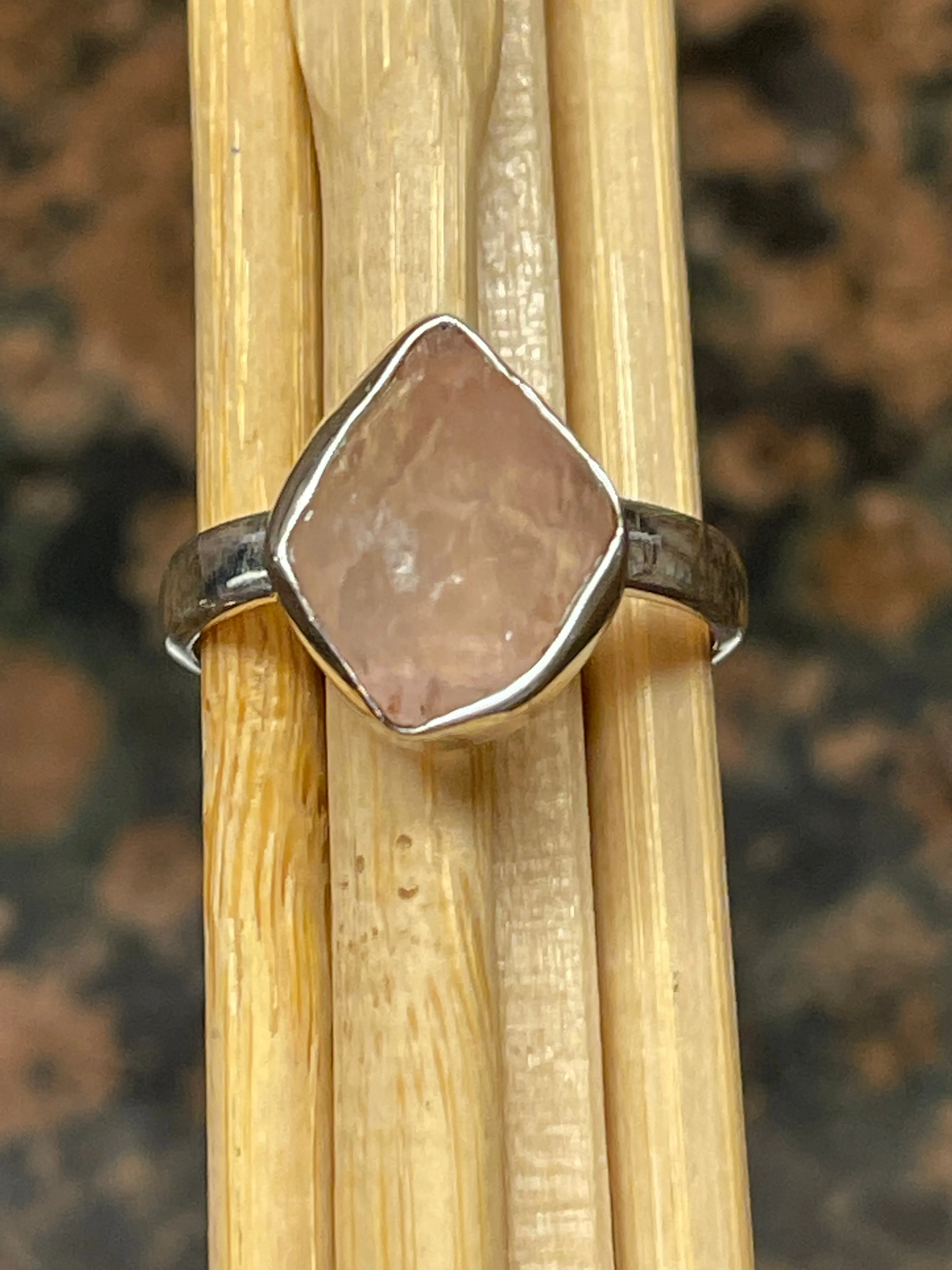 Natural Raw Pink Rose Quartz 925 Soild Sterling Silver Ring Size 9