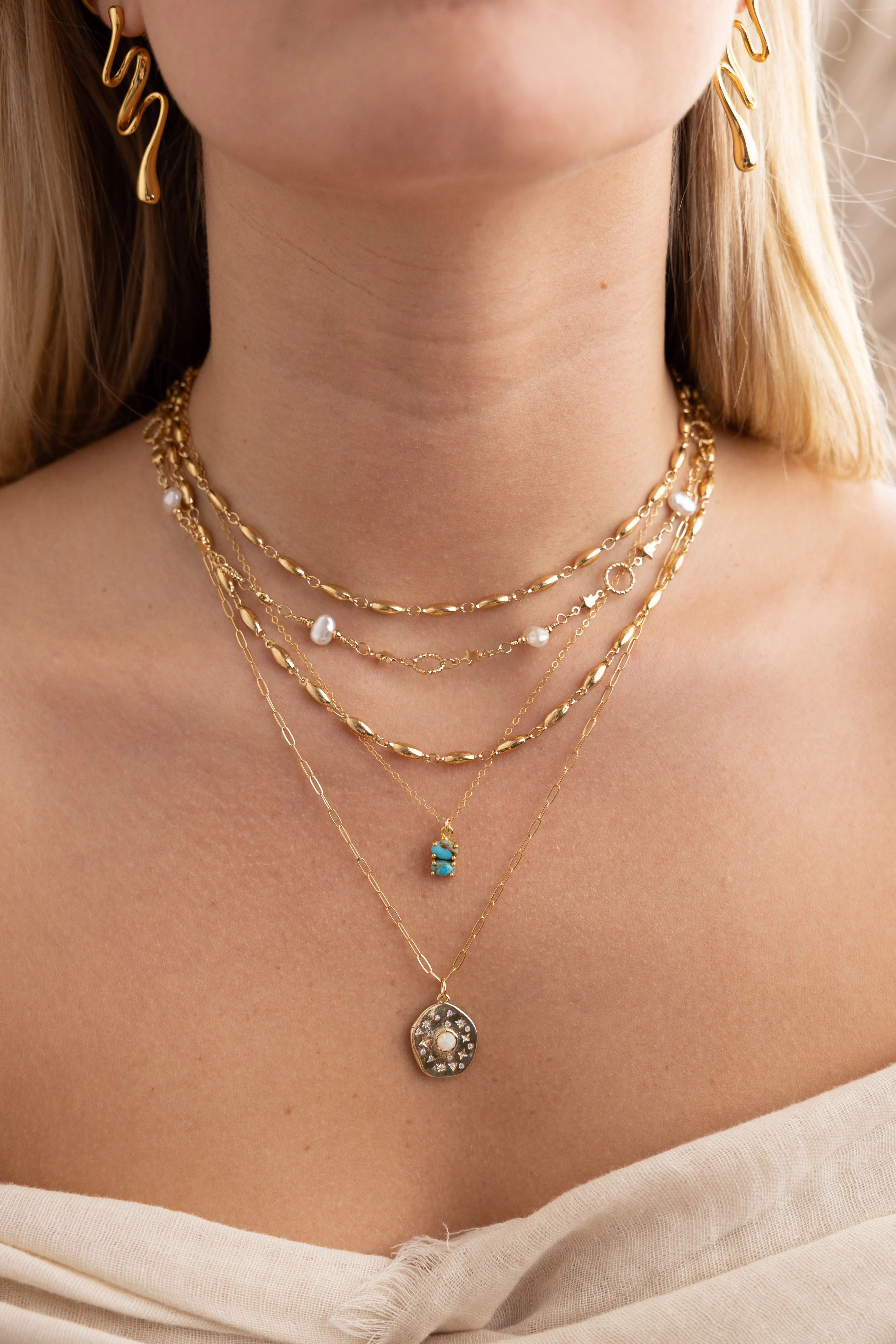 Pearl and Star Choker