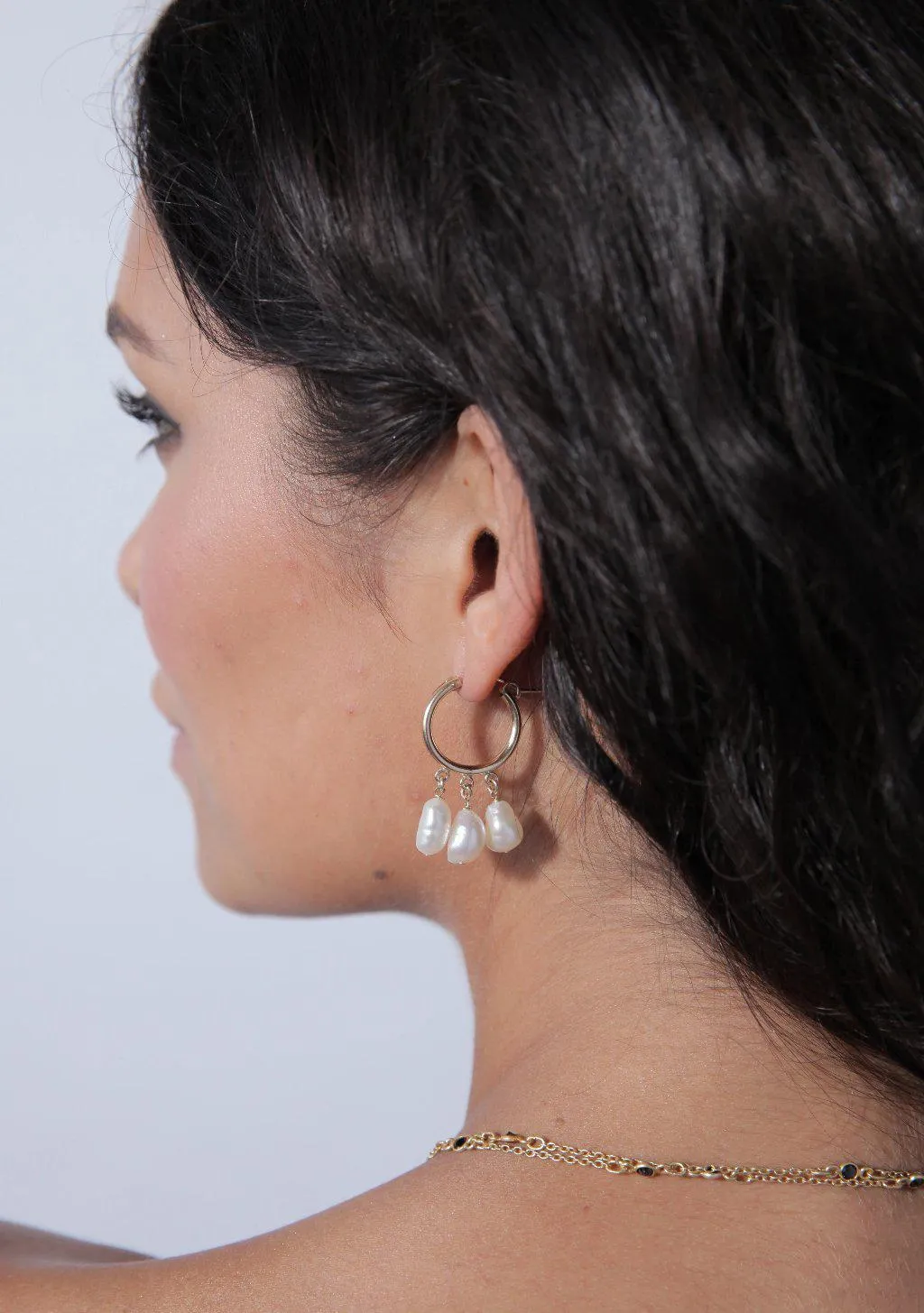 Pearl Shaker Hoops in Gold