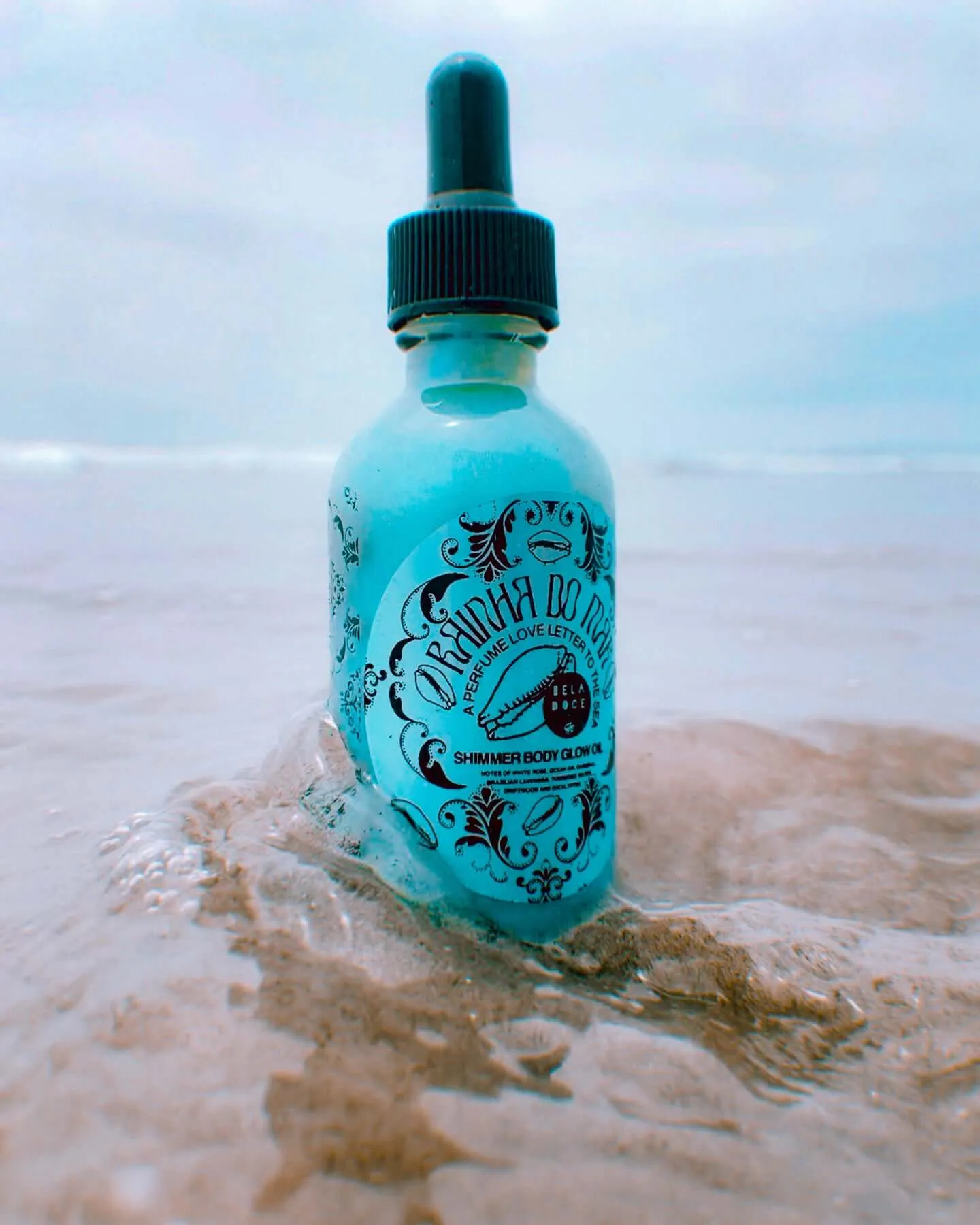 Rainha do Mar Iridescent Blue Shimmer Glow Oil