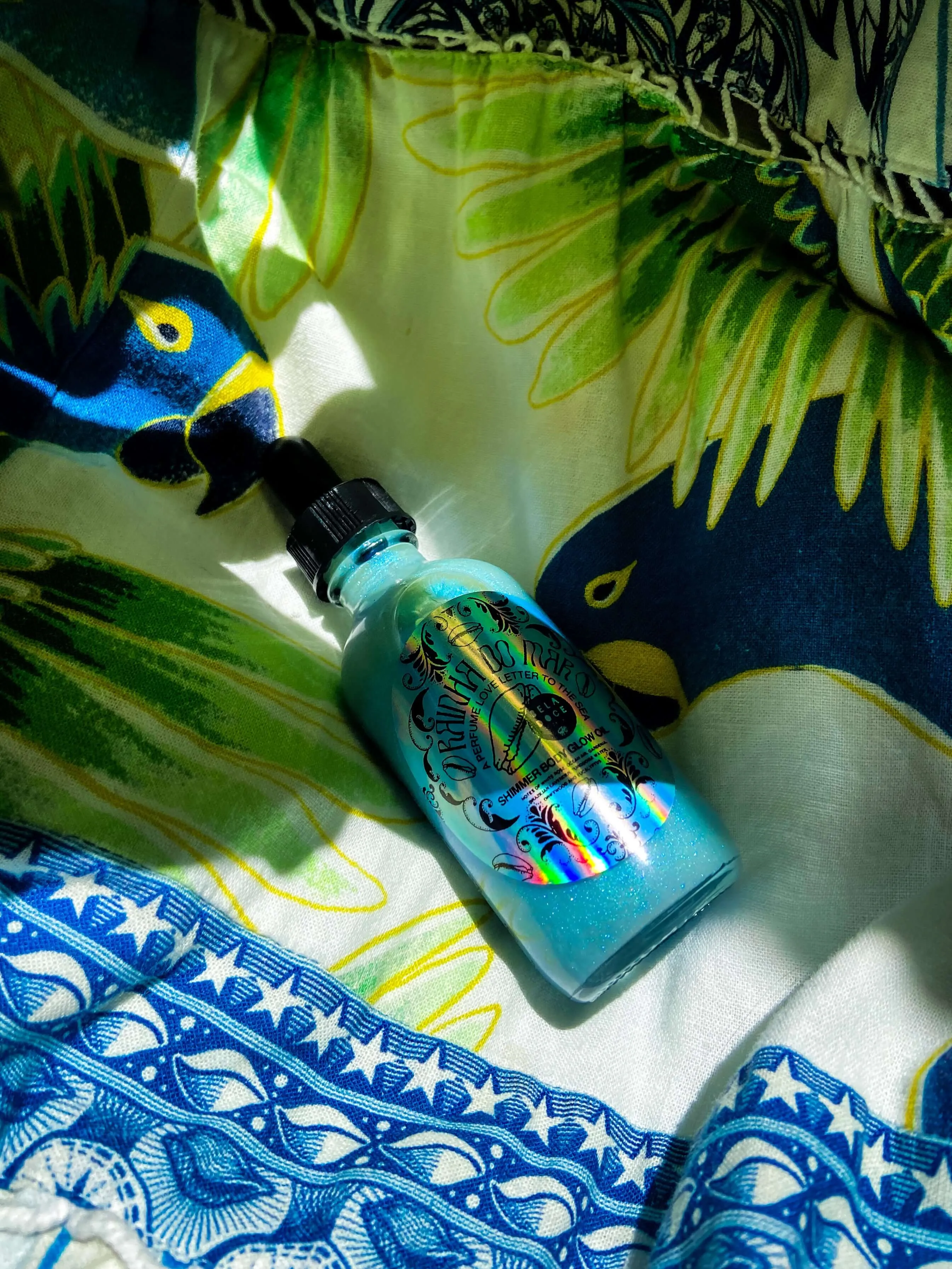 Rainha do Mar Iridescent Blue Shimmer Glow Oil