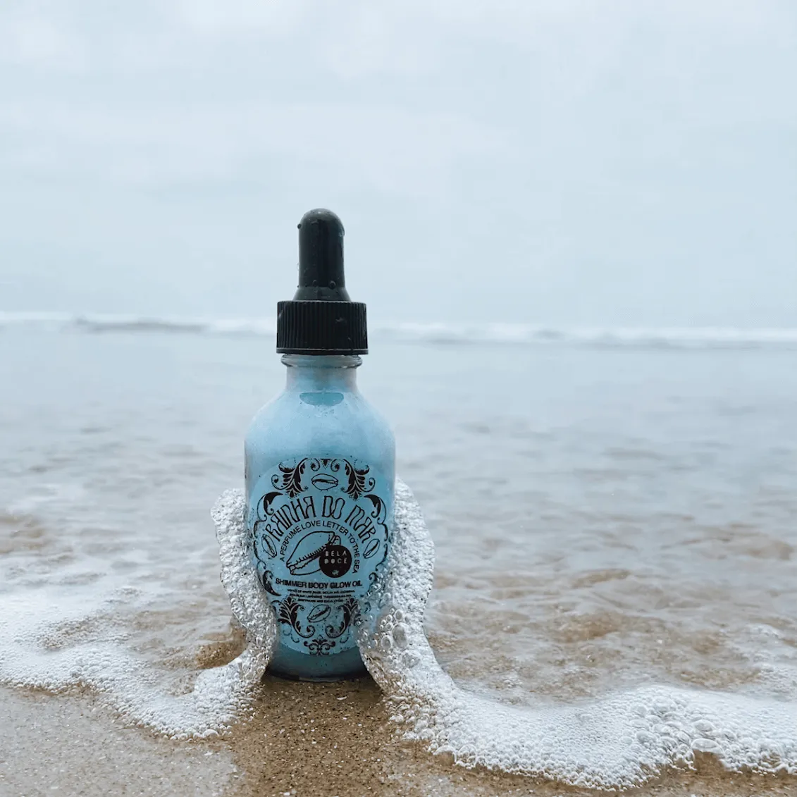 Rainha do Mar Iridescent Blue Shimmer Glow Oil