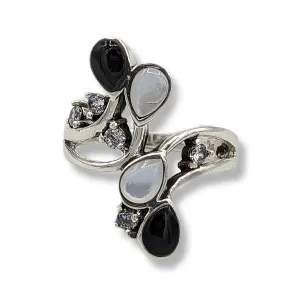 Ring Black Onyx Mother of Pearl Sterling Silver