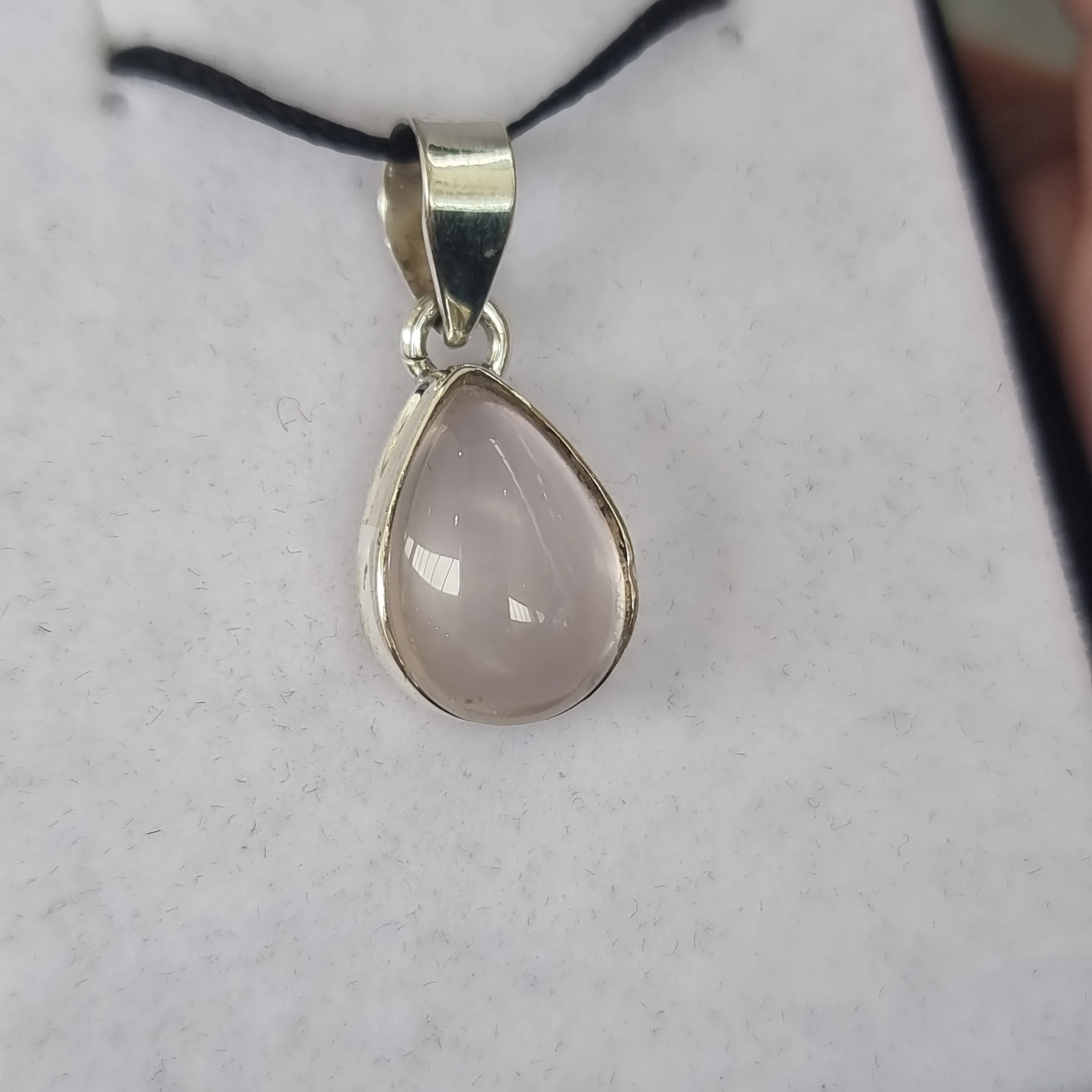 Rose quartz pendant