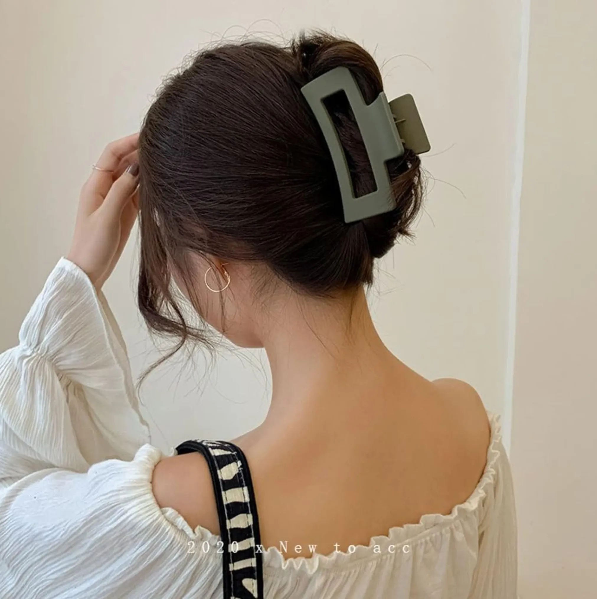 Sea Green Box Hair Claw Clip