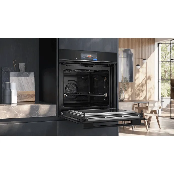 Siemens iQ700  Oven with microwave