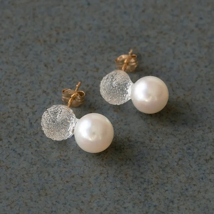 Snow Pearl Earrings