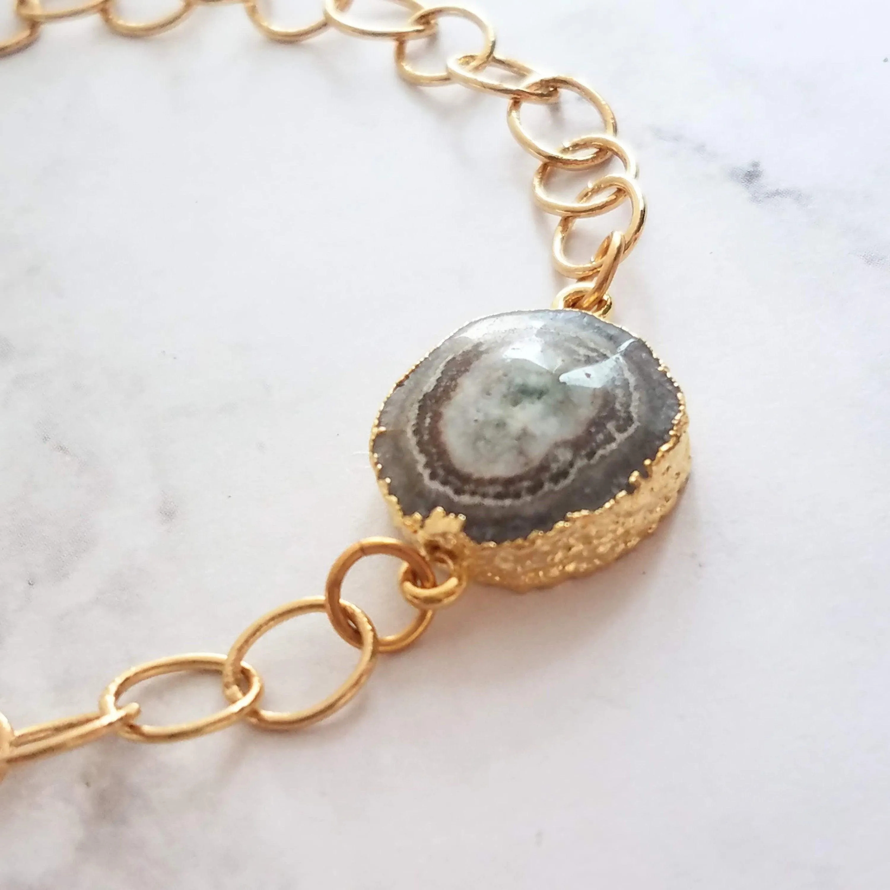 Stone Slice Bracelet - chunky gold chain, agate bracelet, banded agate jewelry, gold stone bracelet, stone bracelet, gold edge stone, large