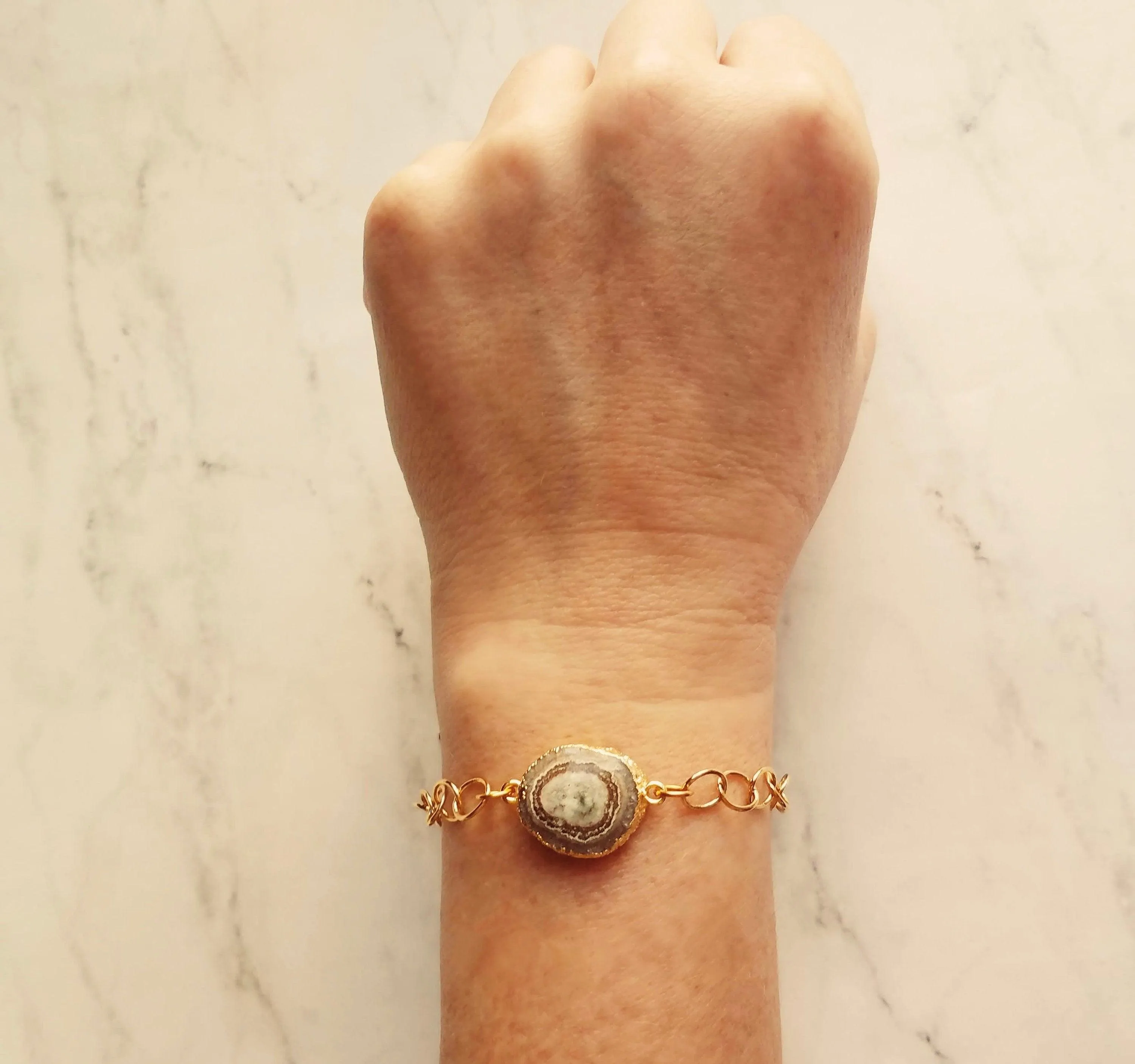 Stone Slice Bracelet - chunky gold chain, agate bracelet, banded agate jewelry, gold stone bracelet, stone bracelet, gold edge stone, large