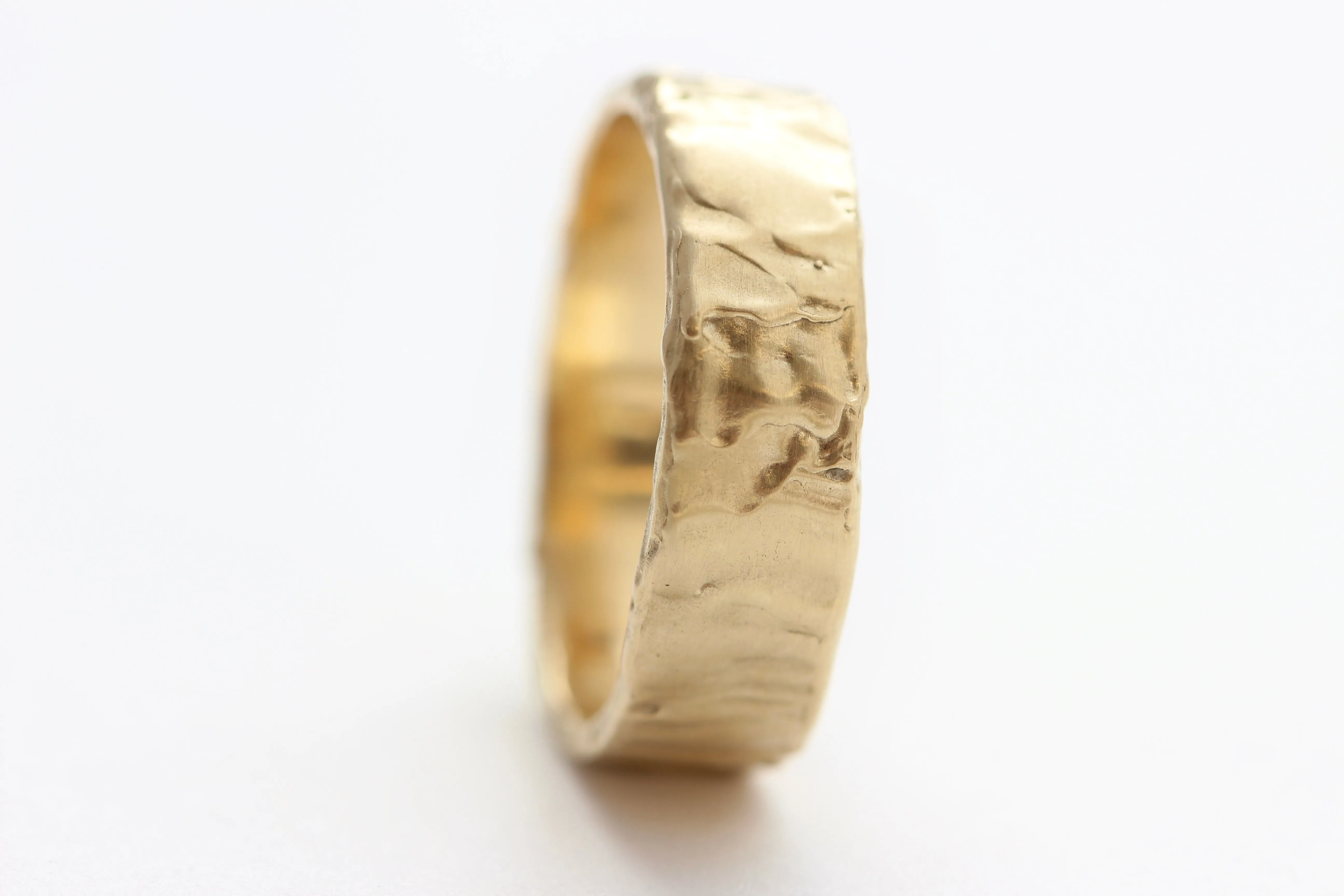 The golden one - 14k yellow wide band